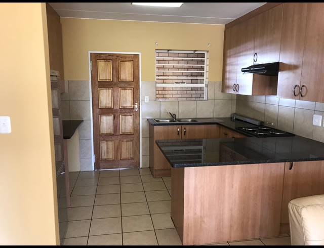 3 BEDROOM TOWNHOUSE RENTED IN TERENURE
